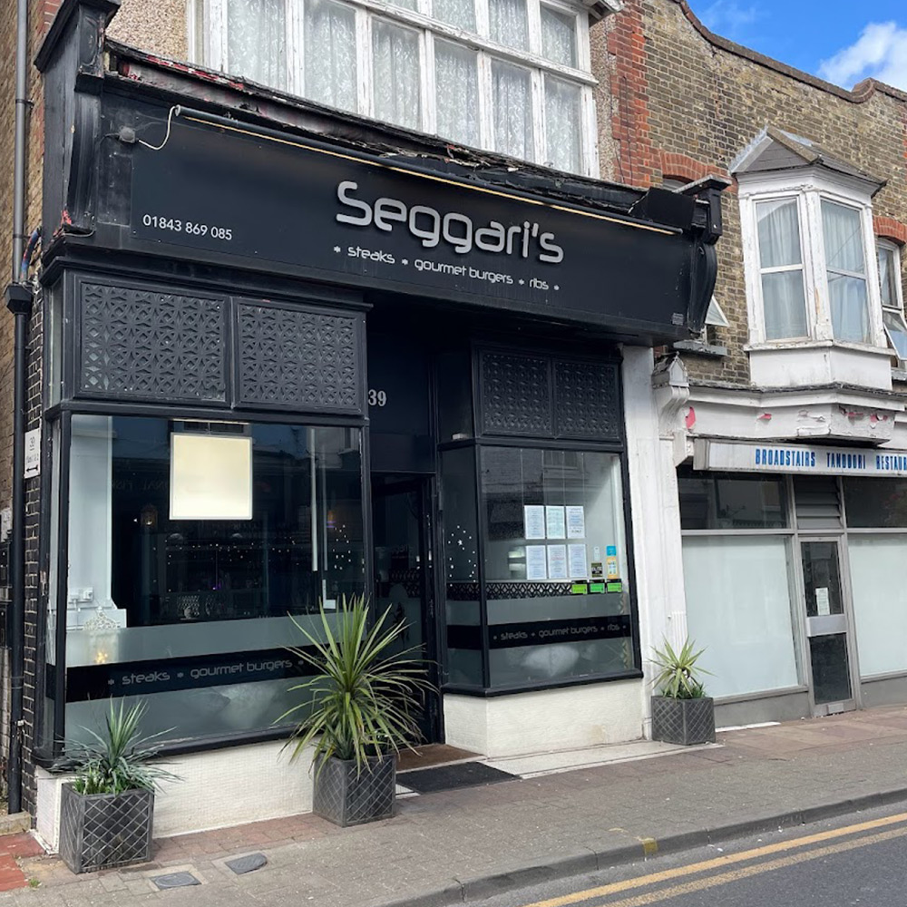 Seggaris RESTAURANT  about